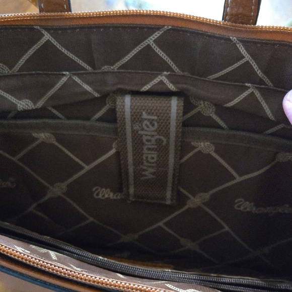 Wrangler Tan and Brown Canvas And Leather Tote Bag - Picture 13 of 17